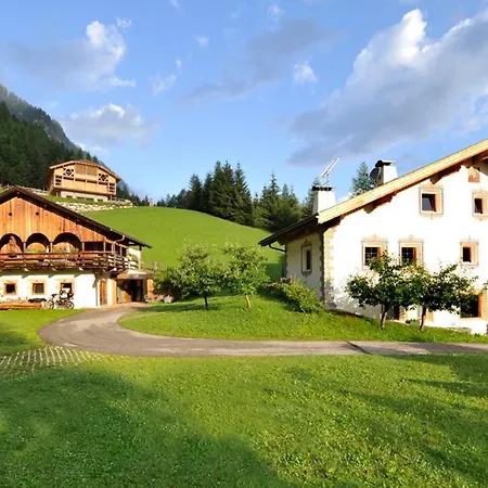Apartment Puciacia - Bauernhof Santa Cristina Val Gardena
